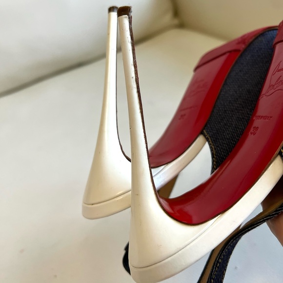 Christian Louboutin denim blue slingback sandals - Picture 5 of 14